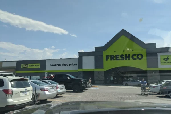 FreshCo Hwy 97 & Leckie