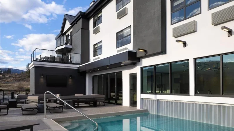 DoubleTree by Hilton West Kelowna