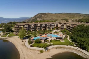 The Cove Lakeside Resort