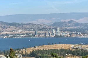 Lake and the City Bed and Breakfast