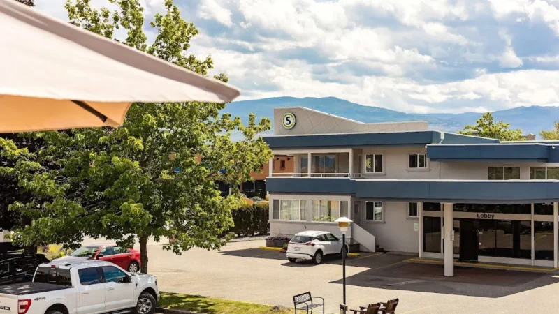 Siesta Suites Kelowna